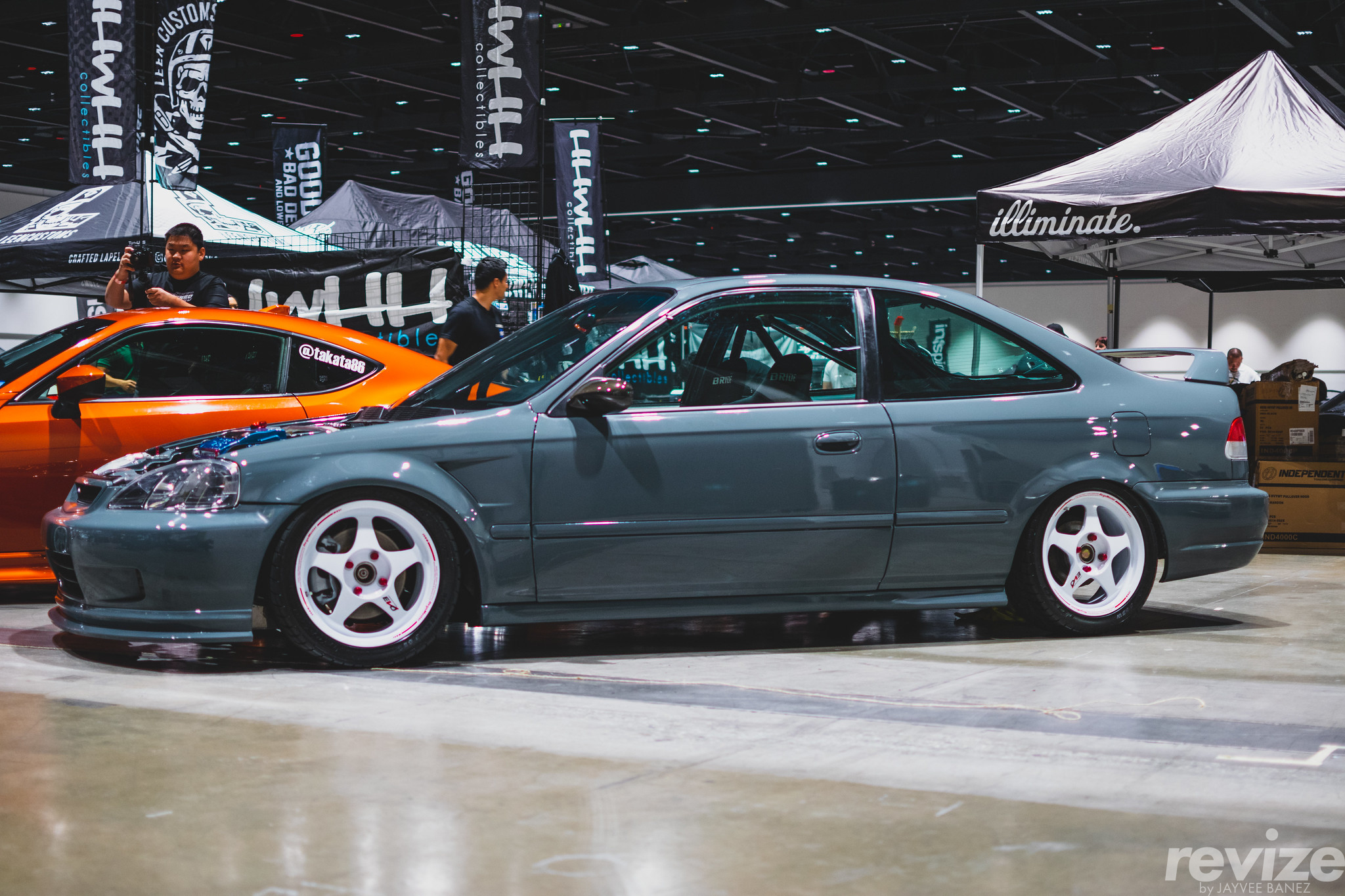 Honda Civic Coupe on Desmond Regamaster EVO wheels