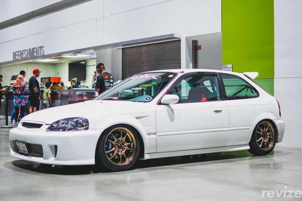 Honda Civic Hatchback (EK) with Mugen MF10 wheels.