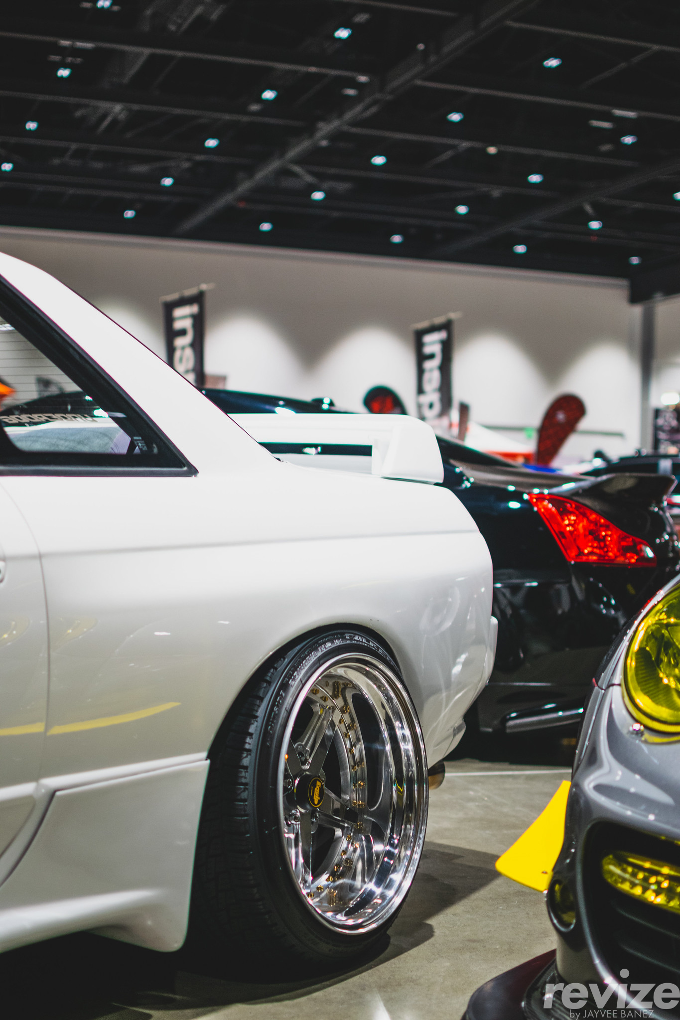 Nissan Skyline R32 GTR on Work Equip 01 5-spoke wheels